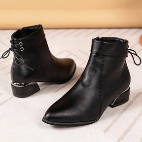 Bota Cano Curto Veluna com Amarração - LANÇAMENTO INVERNO 2025