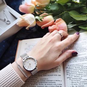 Conjunto de Relógio de Quartzo com Jóias em Cristal